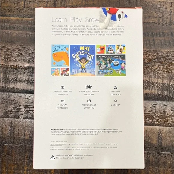 Amazon Fire 7 Kids Tablet in Blue with Green Stand - Picture 2 of 4